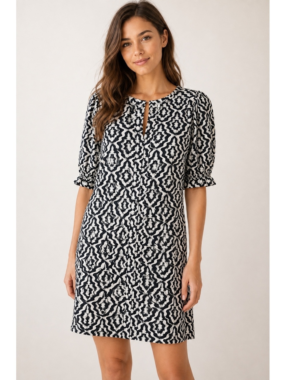 LOFT Women’s Medium NWT Black White Puff Sleeve Geometric Shift Dress
